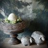 Plateau met ei op krans en decoratie - Afbeelding 2
